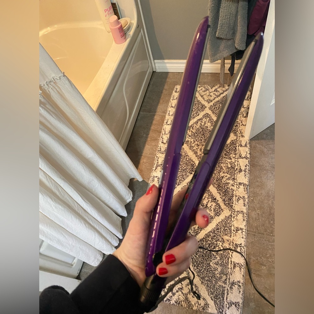 CONAIR Hair Straightner
